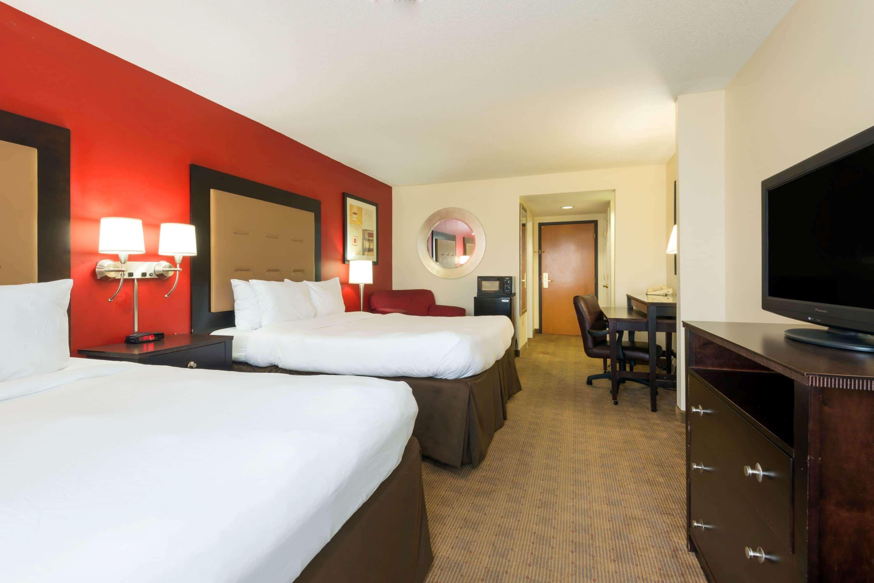 Wingate By Wyndham Montgomery Esterno foto
