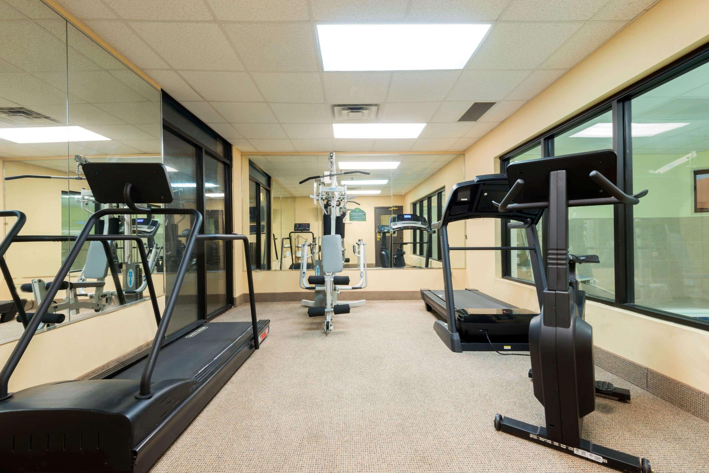 Wingate By Wyndham Montgomery Esterno foto