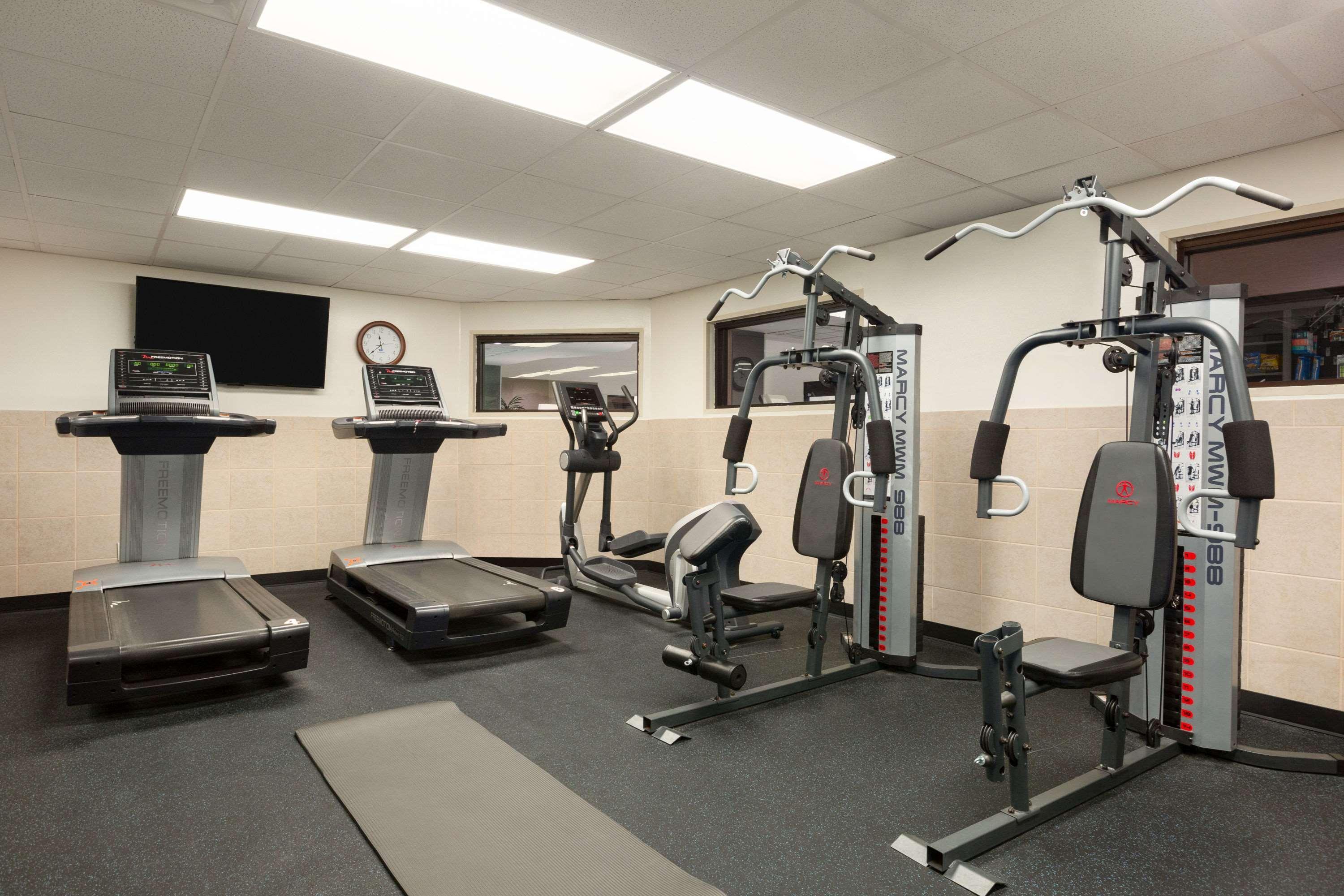 Wingate By Wyndham Montgomery Esterno foto